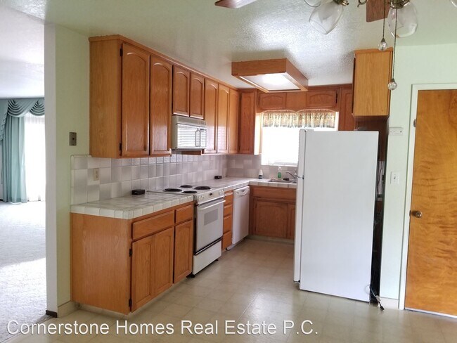 Building Photo - 3 br, 2 bath House - 885 Gary St