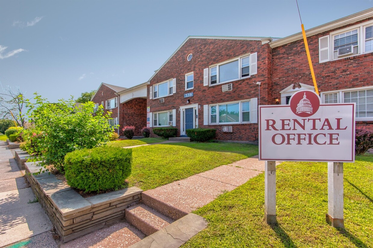 539541541 Burnside Ave Unit 539V2, East Hartford, CT 06108