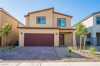 Building Photo - 3823 Corellia Ave