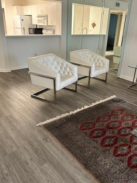 Foto del edificio - 9511 Weldon Cir