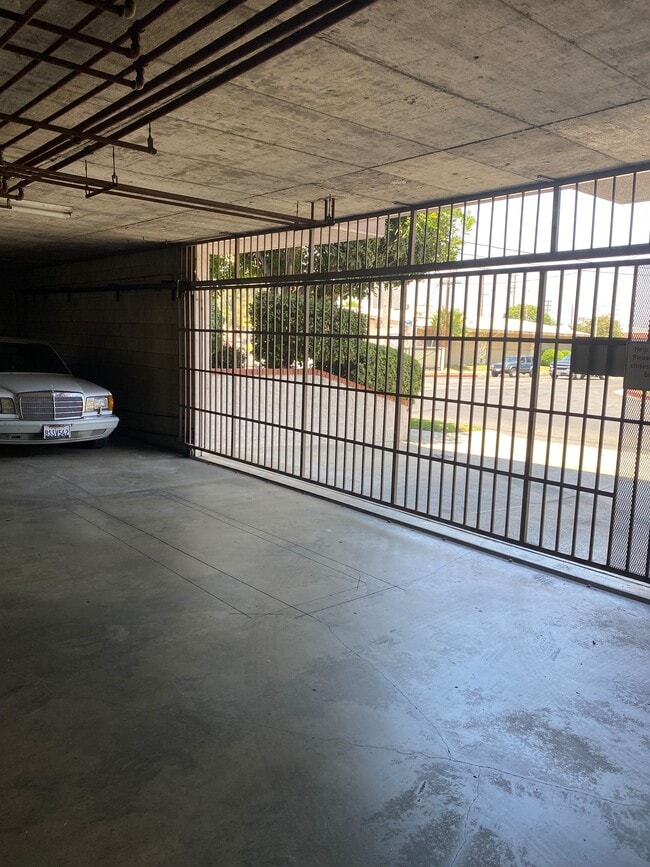 Security Gated under ground Parking Garage - 1414 260th St