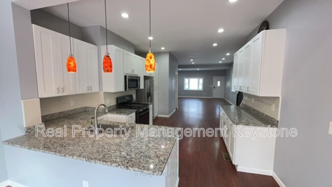 Foto del edificio - 4730 Juniper St