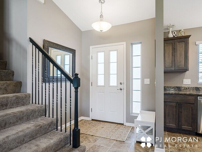 Foto del edificio - 3 bedroom 2.5 bath house in Bennington!