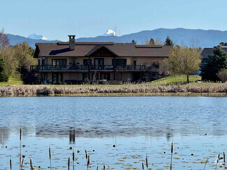 Building Photo - 3002 River Lakes Dr