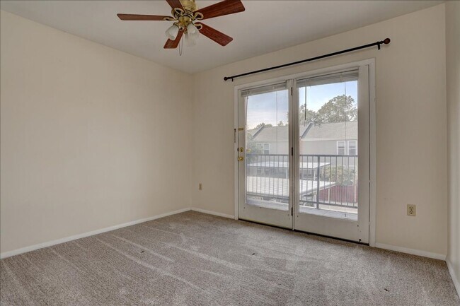 Foto del edificio - Amazing 2 Bed/1 Bath with premium amenities in Denver!