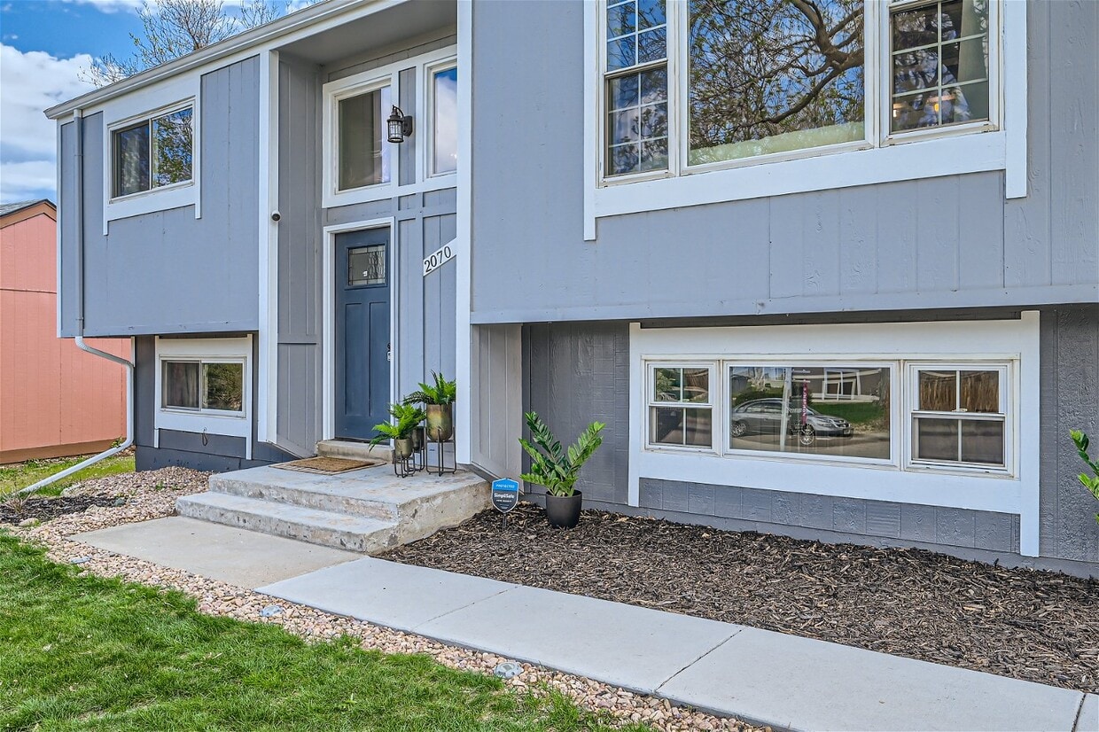 Photo - 2070 Ridge Dr (Broomfield, CO)
