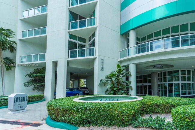 Foto del edificio - 218 SE 14th St