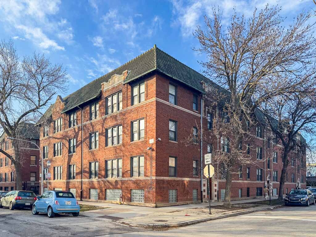 Foto principal - 2700 N Spaulding Ave