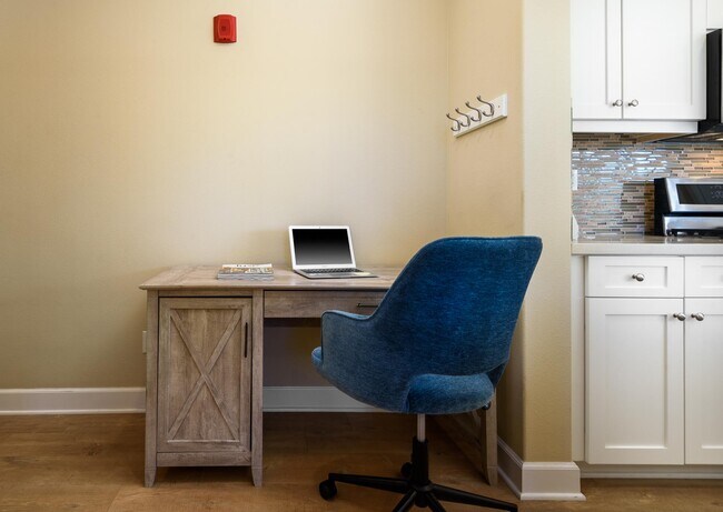 Área de oficina - 150 Sanderling Ln