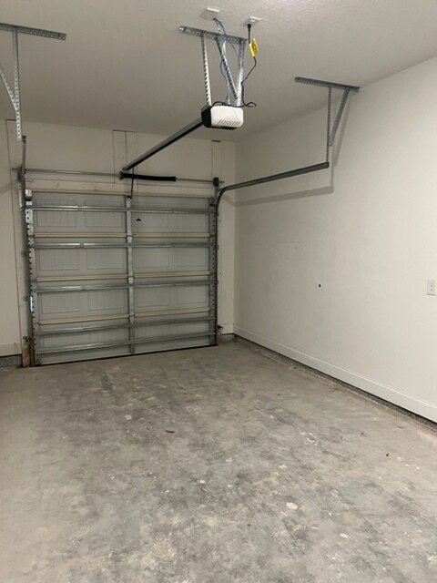 Foto del edificio - 818 Fairview Dr