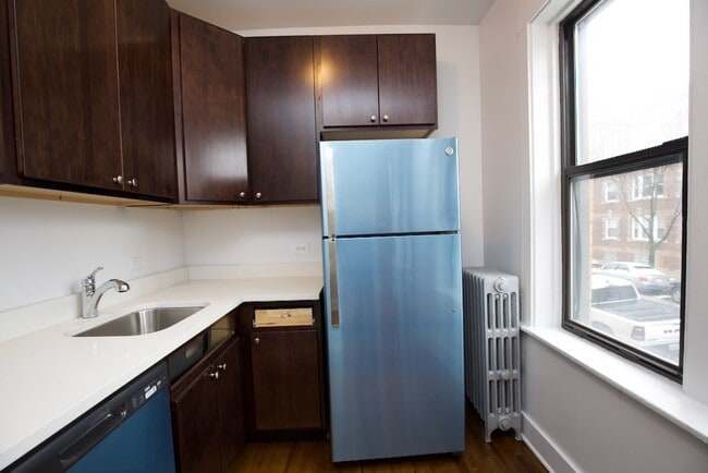 Foto del edificio - 1534 N Kedzie Ave