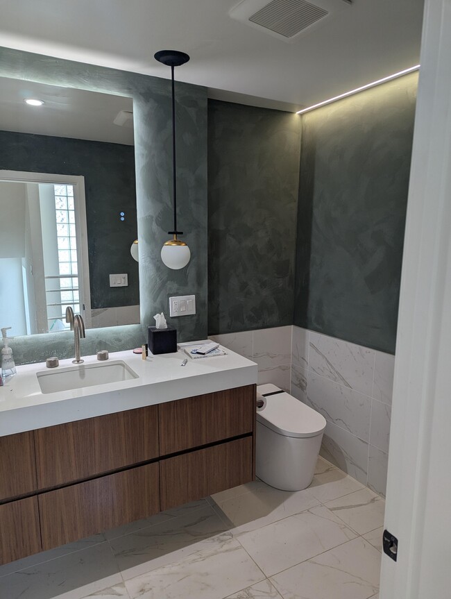 Powder Room - 2503 28th St