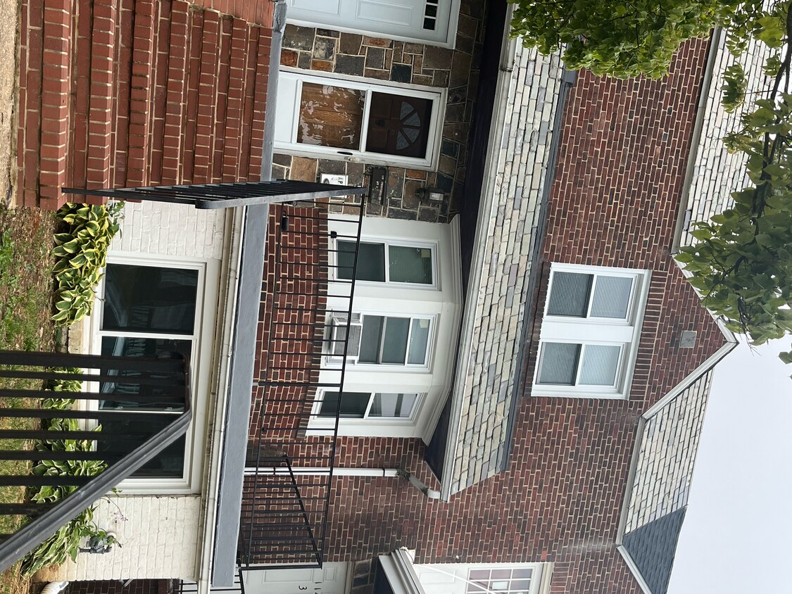 Primary Photo - 116 Cherrydell Rd