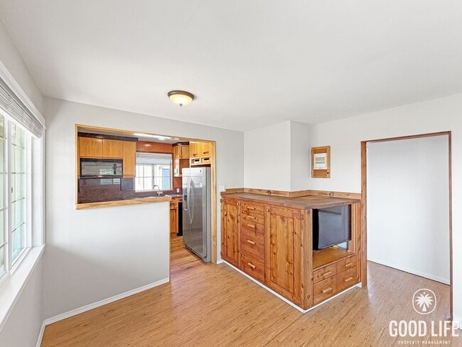 Foto del edificio - Beautiful 2BD/1BA W/ In-Unit Laundry, Private Pool, and Large Backyard in Linda Vista!