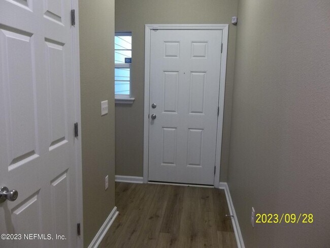 Building Photo - 11742 Beardgrass Wy