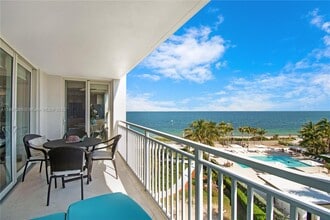 Building Photo - 613 Ocean Dr