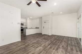Building Photo - 4114 Lunar Cyn Ave