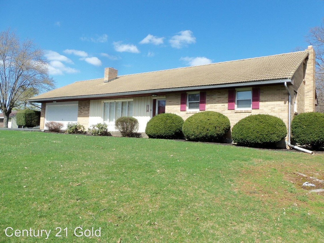 Foto principal - 413 Oak Haven Rd