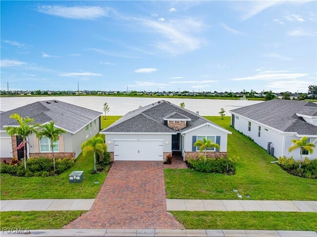 Building Photo - 879 Stonewater Lk Ter