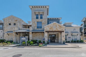 Building Photo - Cantera at Towne Lake