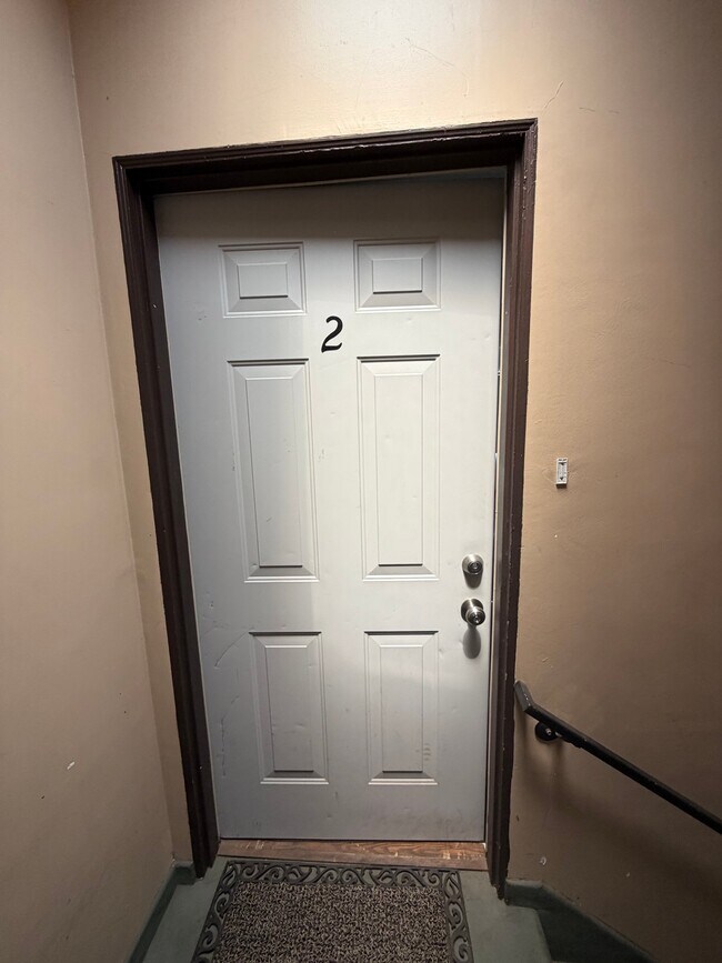 Foto del edificio - 824 Glenway Dr