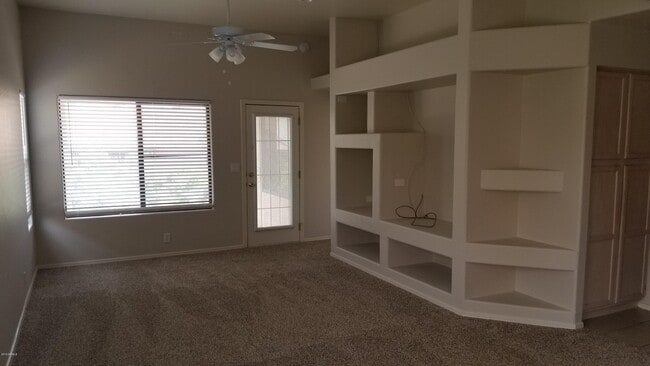Building Photo - 13834 N Cambria Dr