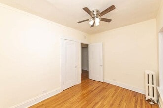 Building Photo - 735 Hinman Ave