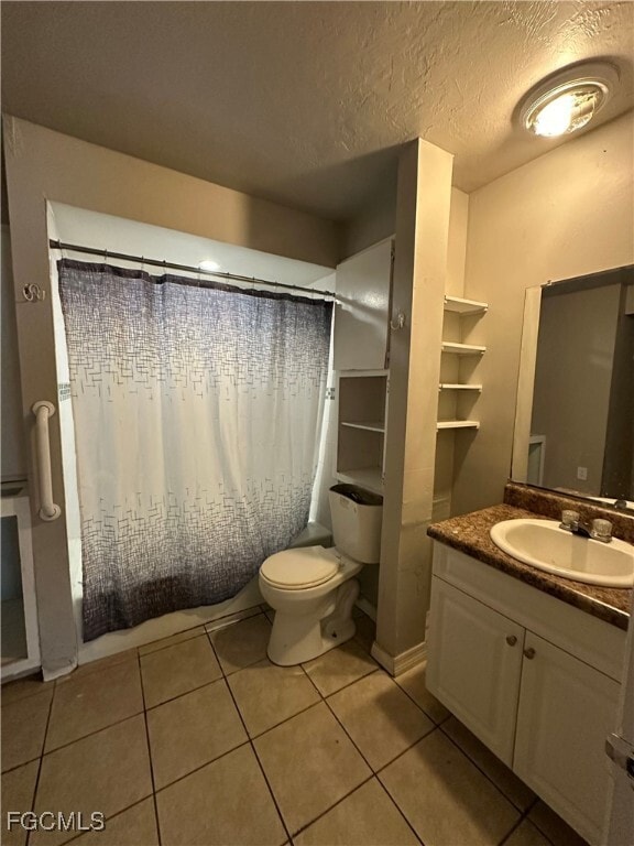 Building Photo - 2210 Cantor Ln