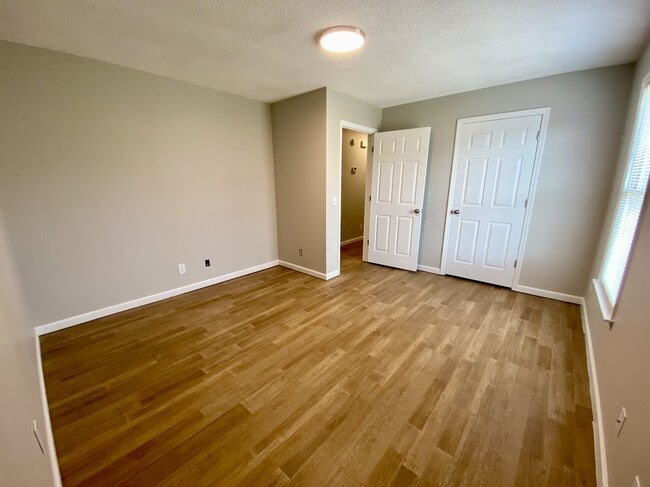 Building Photo - 184 Tyne Rd