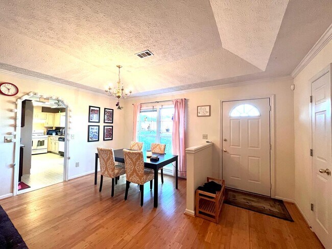 Building Photo - 5593 Terrace Pointe Ct