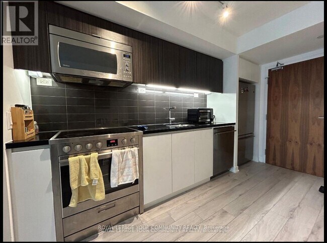 Building Photo - 75-575 Queens Wharf Rd