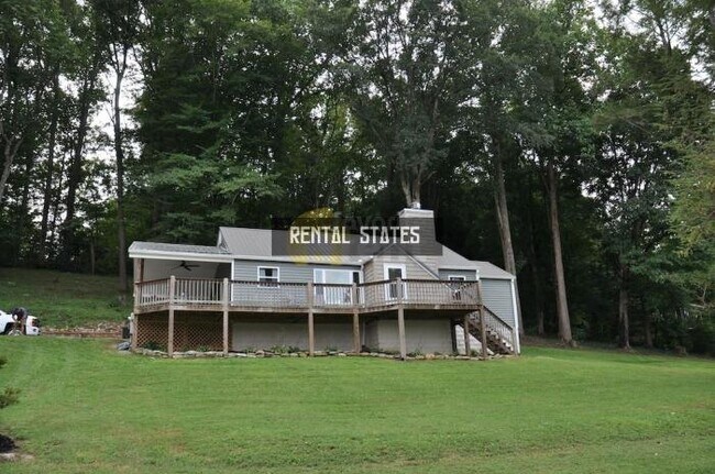 Building Photo - 3 bedroom in Townsend TN 37882