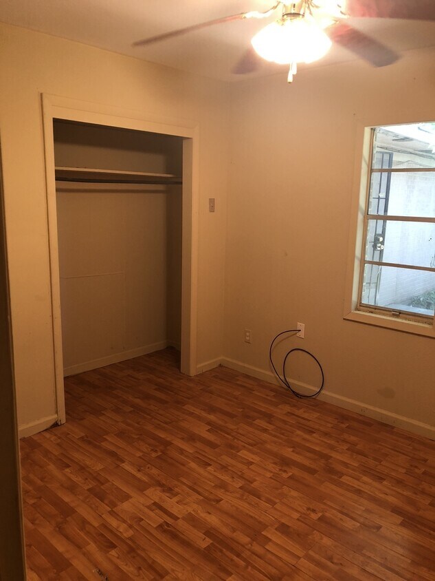 Building Photo - 802 Navaho Trail