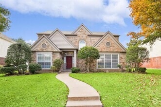 Building Photo - 1218 St Tropez Dr