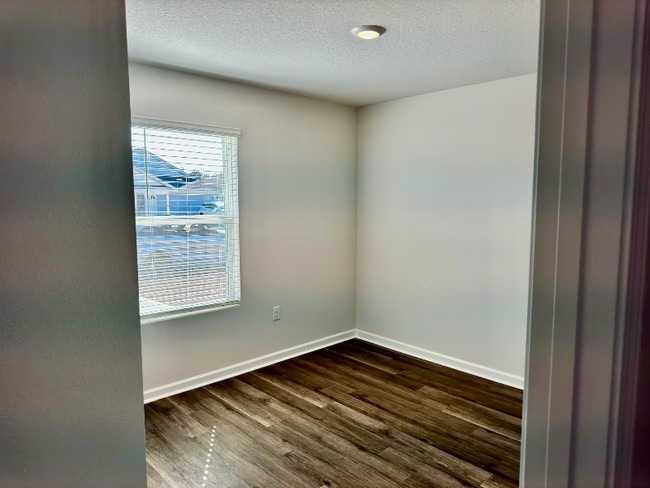 Building Photo - 6281 Firefly Dr