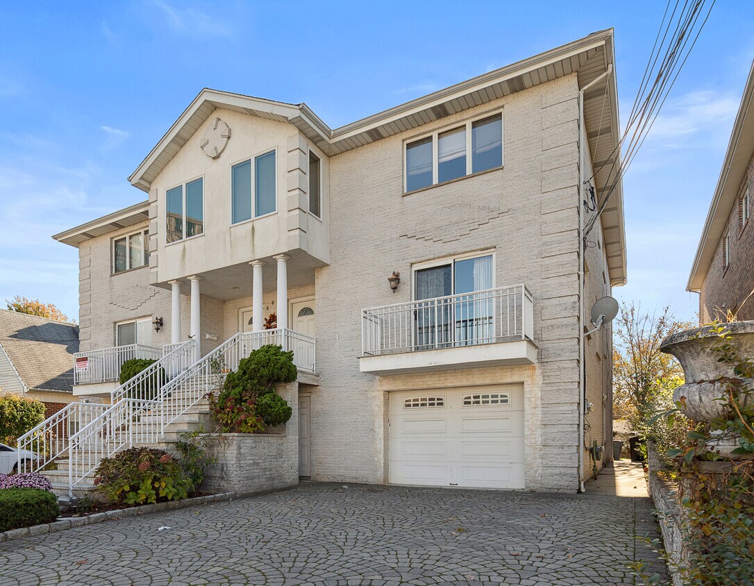 394 Lawton Ave Unit 3, Cliffside Park, NJ 07010 Apartments in
