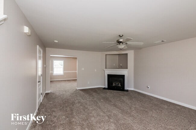 Foto del edificio - 2922 Blueberry Dr