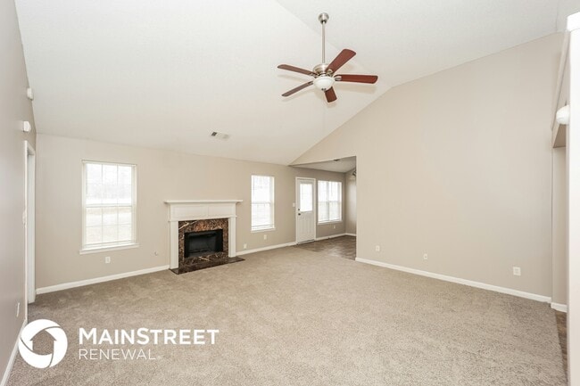 Building Photo - 425 Buffington Dr