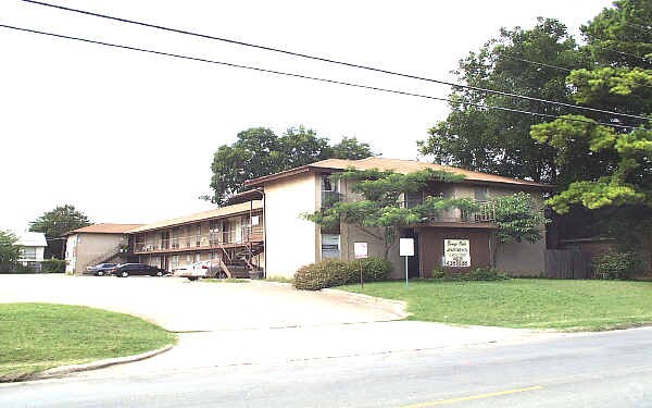 Foto principal - Benge Oaks Apartments