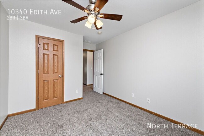 Foto del edificio - 10340 Edith Ave