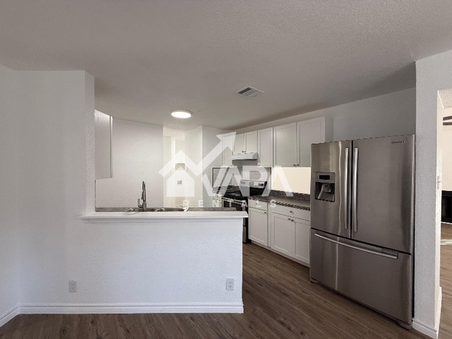 Foto del edificio - 10362 Tippecanoe