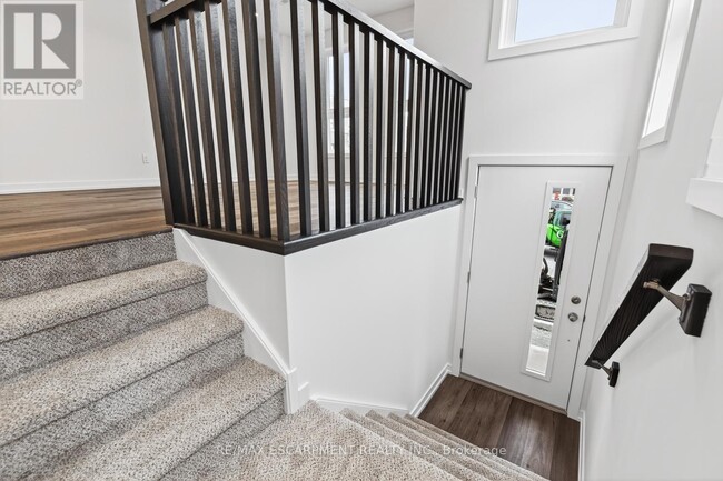 Building Photo - 70 Kenesky Dr