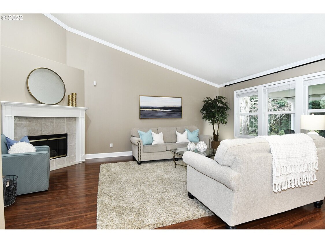 Foto principal - 937 Mt View Ln