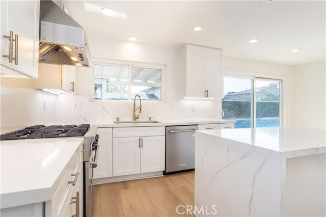 Foto del edificio - 19116 Nashville St