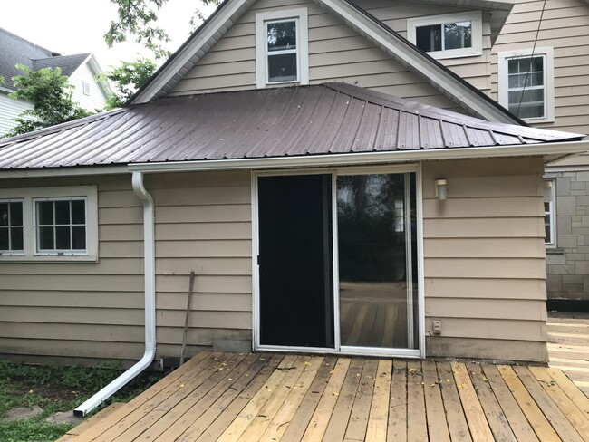 Sliding door leads to deck and fenced in backyard - 448 W Grand Ave