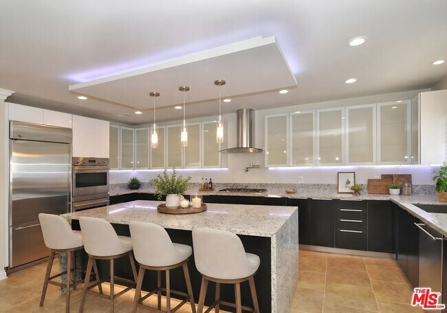 Foto del edificio - 5354 Lindley Ave