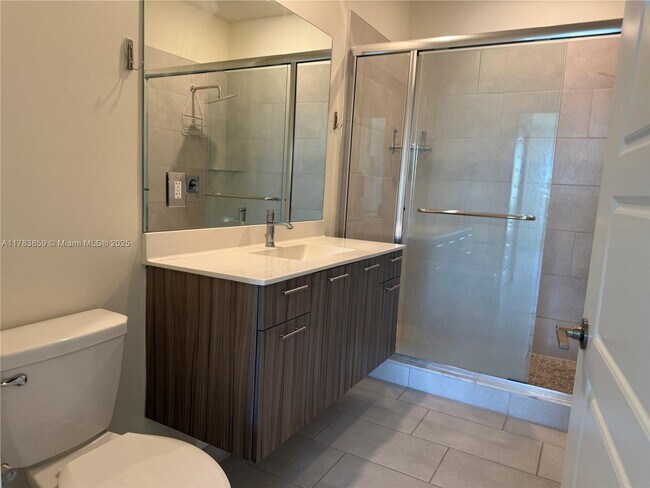 Foto del edificio - 4636 NW 84th Ave