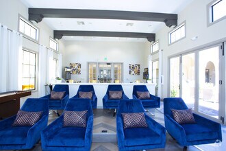 Interior Photo - Avanti