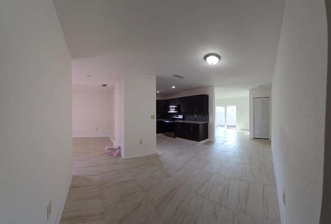 Photo - 2728 SW 5th St House