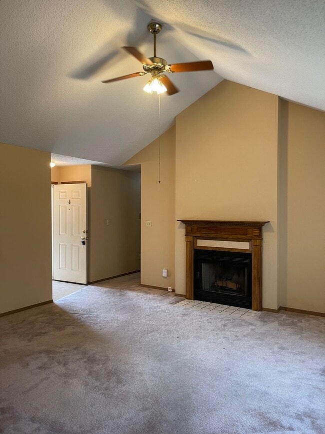 Building Photo - Coming Soon! Jeffries, Carver & Kickapoo S...